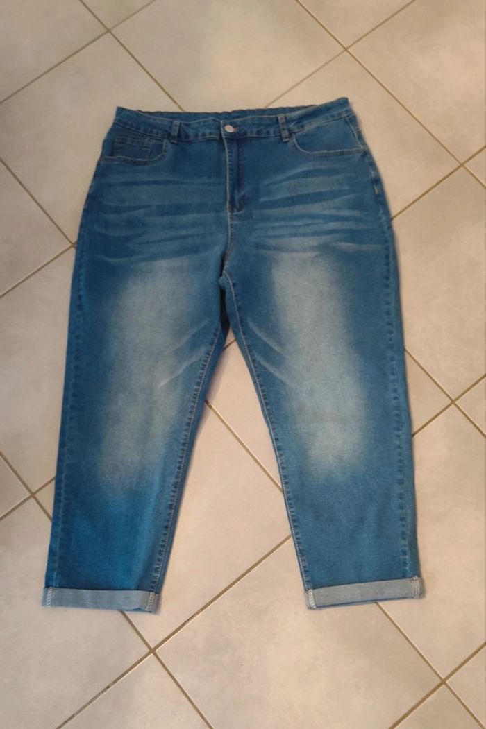Jean mom taille haute avec revers