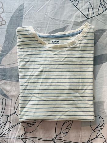 Tee shirt