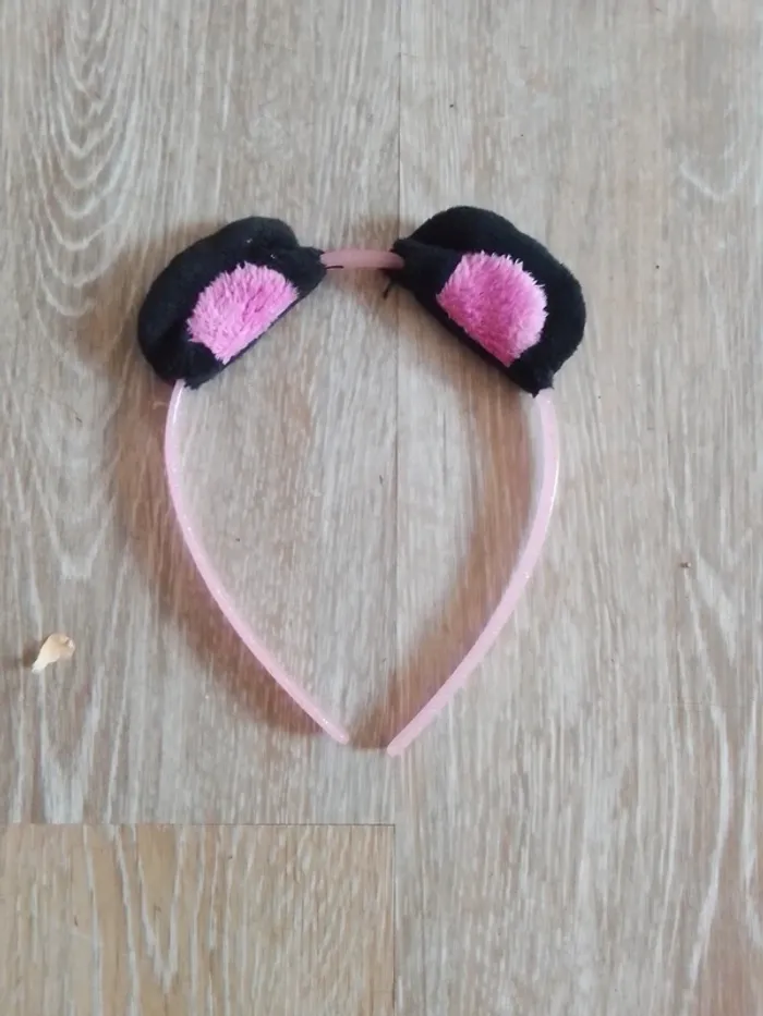 Sere tête fille chat panda