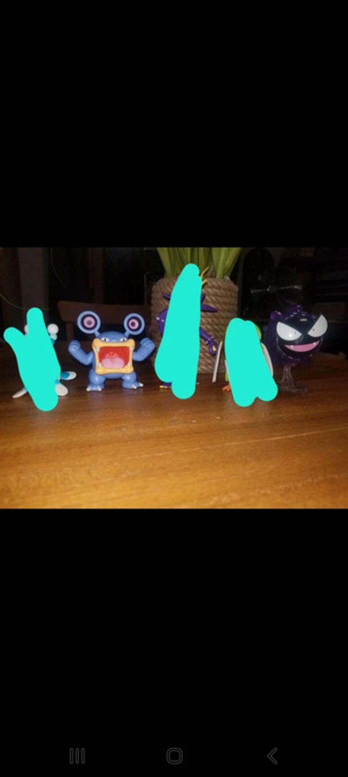 Figurines Pokémon Ramboum et Fantominus