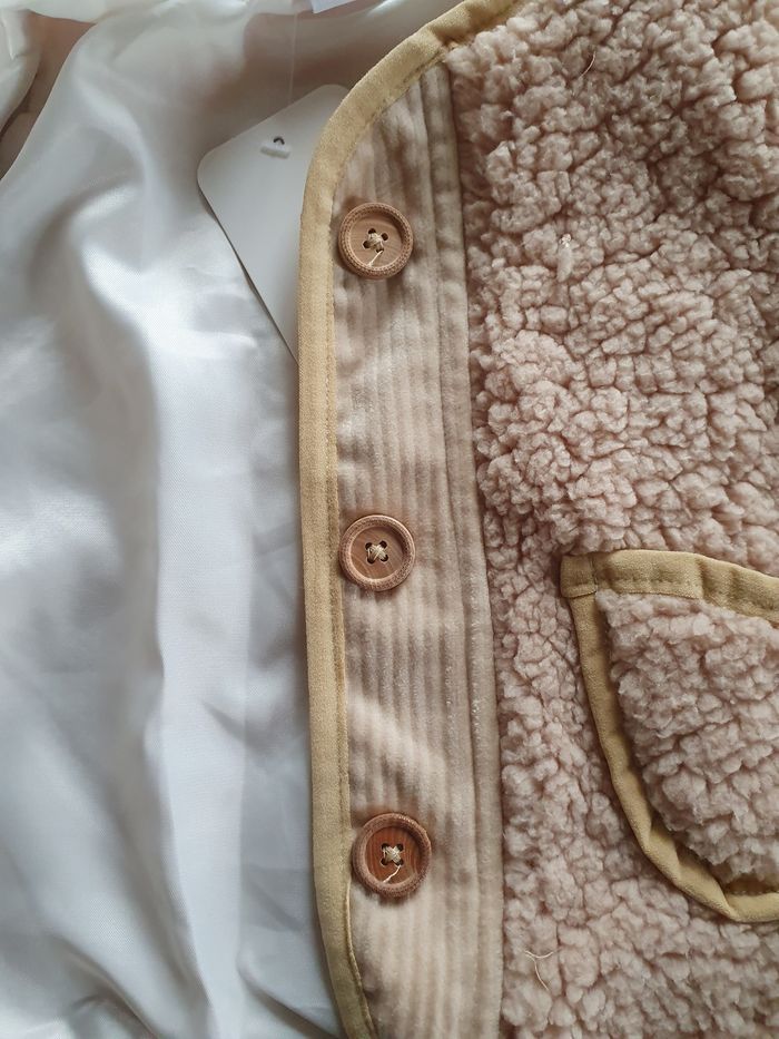 Veste fausse fourrure beige - photo numéro 2