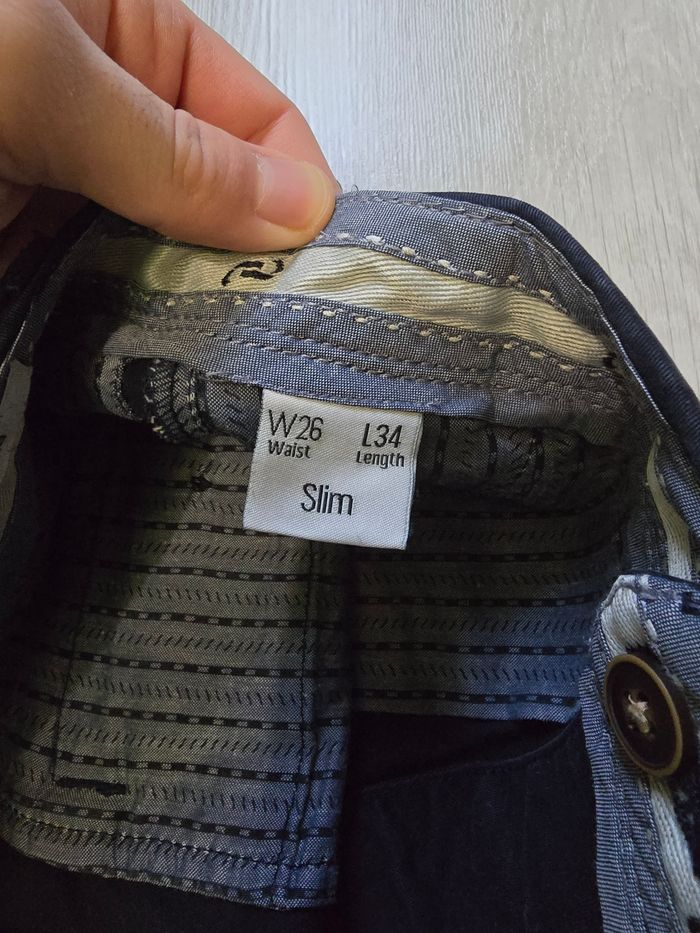 Pantalon slim bleu foncé. - photo numéro 4