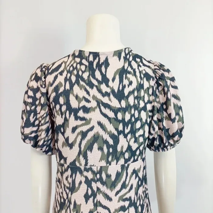 Robe print animal fauve Neuve- manches ballon, décolleté en V taille 38 - kaki, rose A281 - photo numéro 5