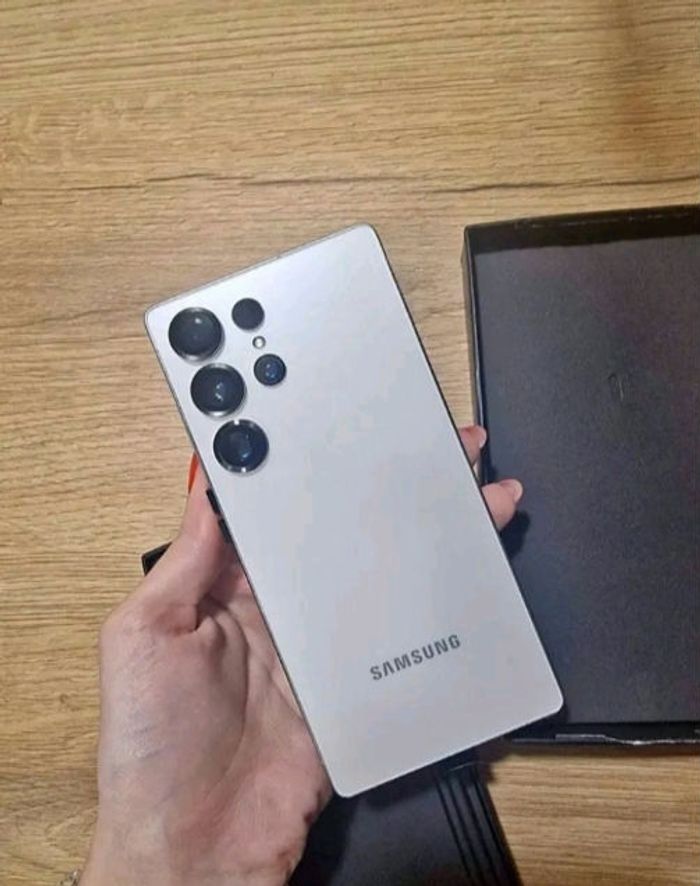 Samsung Galaxy s25 - photo numéro 2