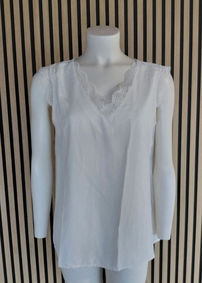 Superbe haut fluide Maëlle 🖤 - photo numéro 2