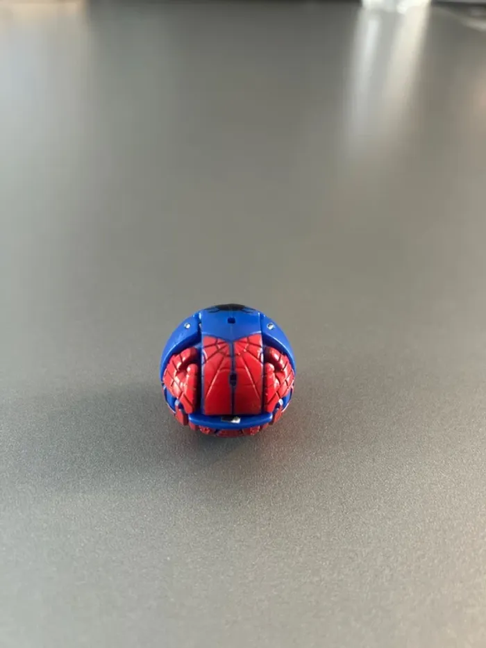 Bakugan rare Marvel Spiderman - photo numéro 4