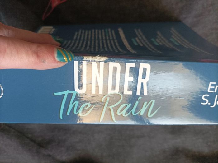 Under the Rain - photo numéro 2