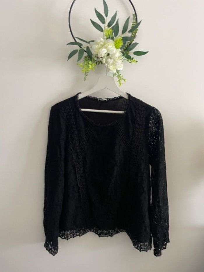 🌸Blouse noir dentelle pimkie taille M🌸