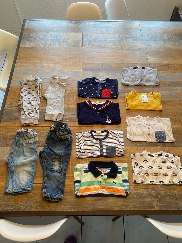 Lot vêtements 4/6mois
