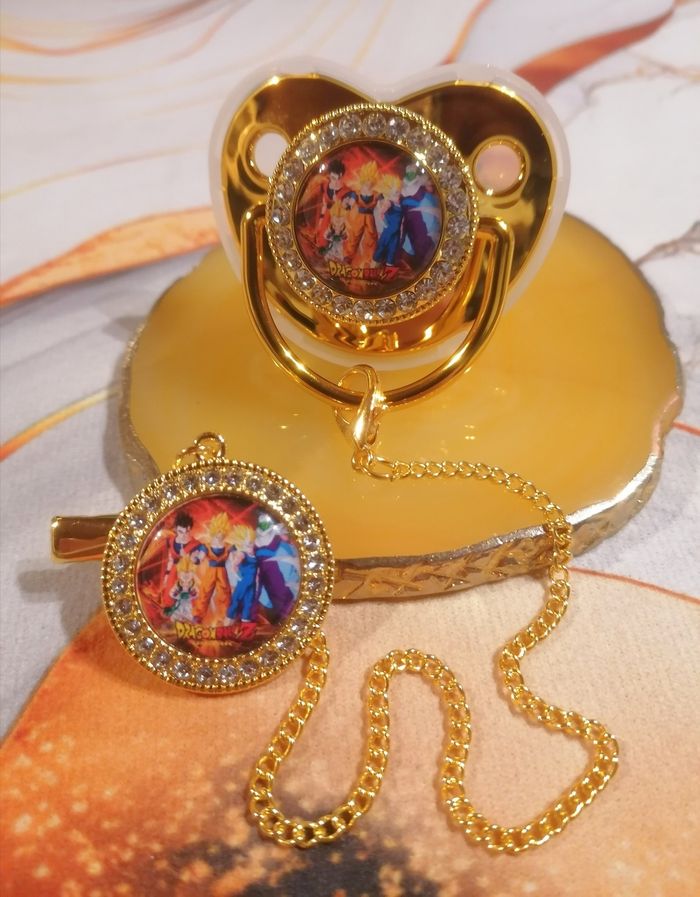 Tétine dragon Ball z doré