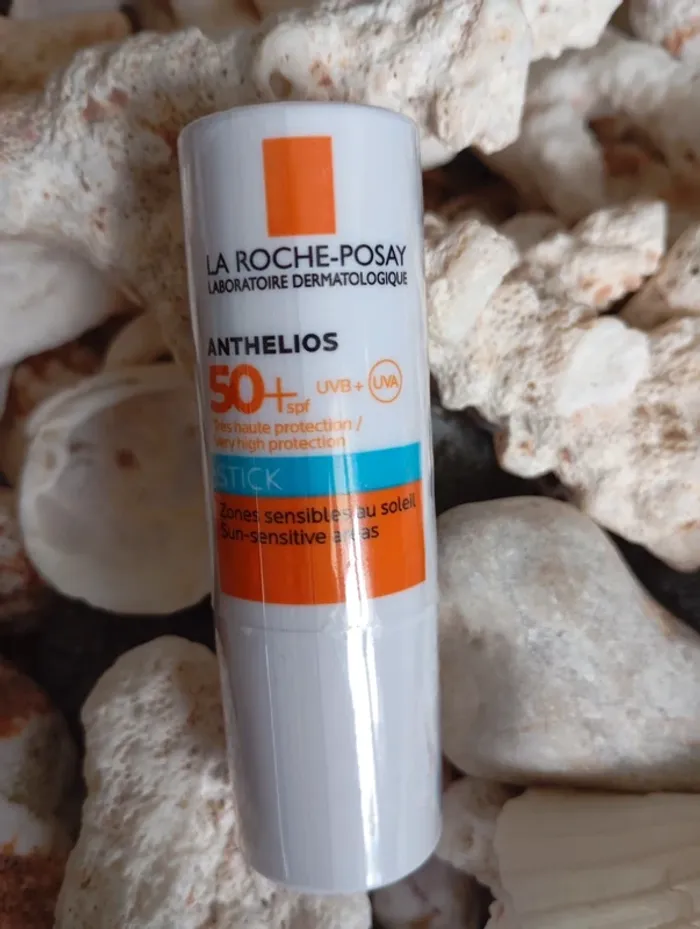 Stick solaire, Anthelios, la roche Posay, neuf - photo numéro 2