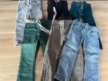 Lot 6 skinny TAO 2 ans