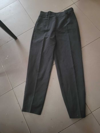 Pantalon noir rayé taille 40 ici et maintenant