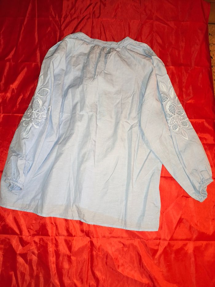 Blouse légère brodée ajourée aux manches 34 xs - photo numéro 8
