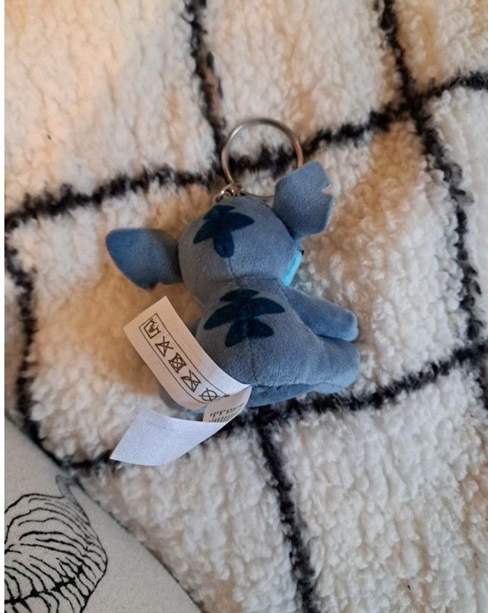 Porte clef Stitch Disney - photo numéro 2