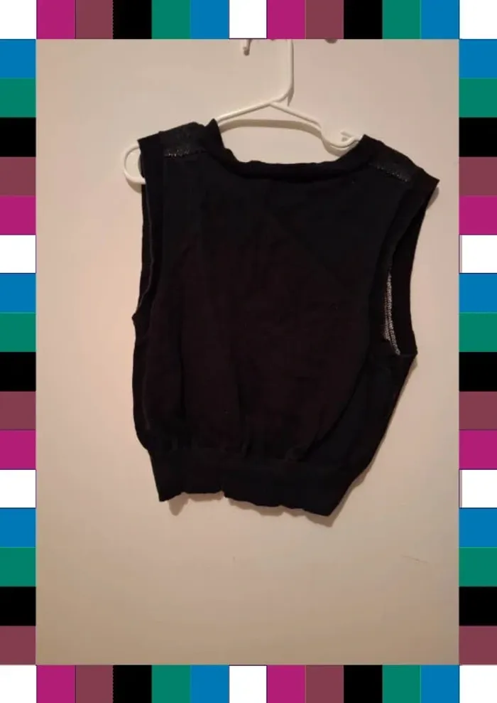 Pull sans manche 11/12 ans - photo numéro 3