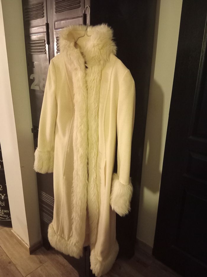 Manteau blanc d hiver - photo numéro 2