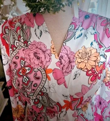 Robe longue porte feuille Taille M Neuve