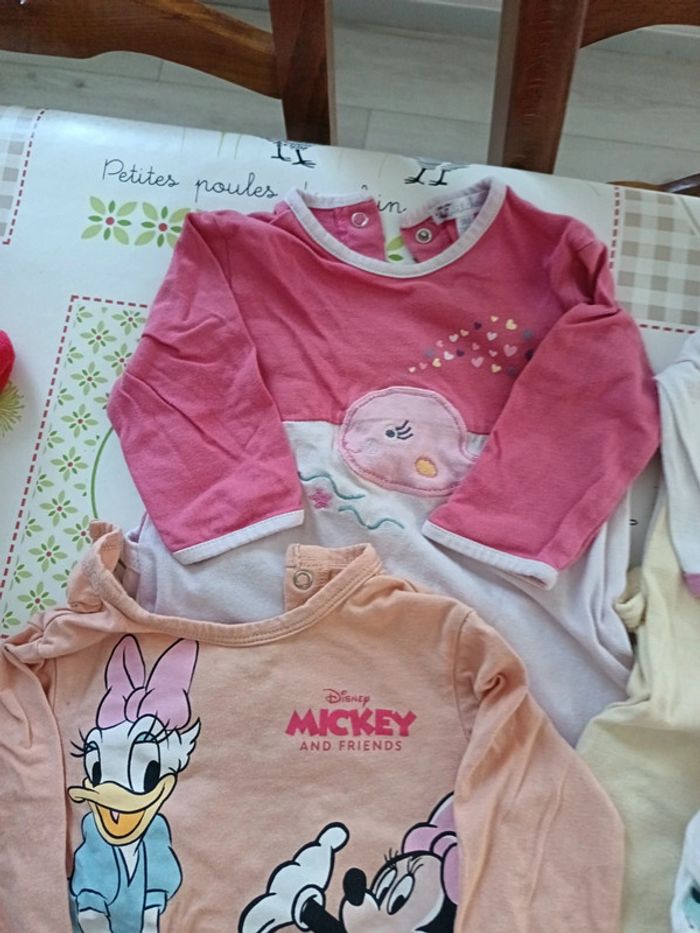 Lot de 4 pyjamas léger 9 mois - photo numéro 2