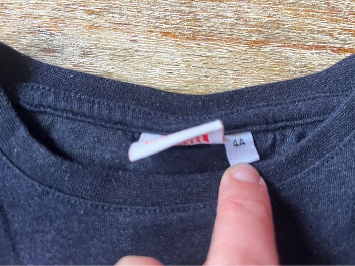 Haut Marvel - photo numéro 3