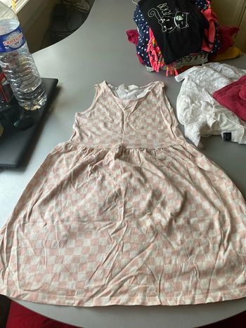 Robe à carreaux rose et blanc