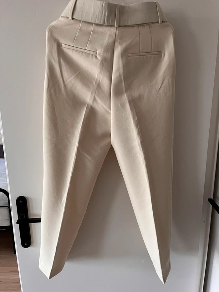 Pantalon tailleur avec ceinture - photo numéro 3