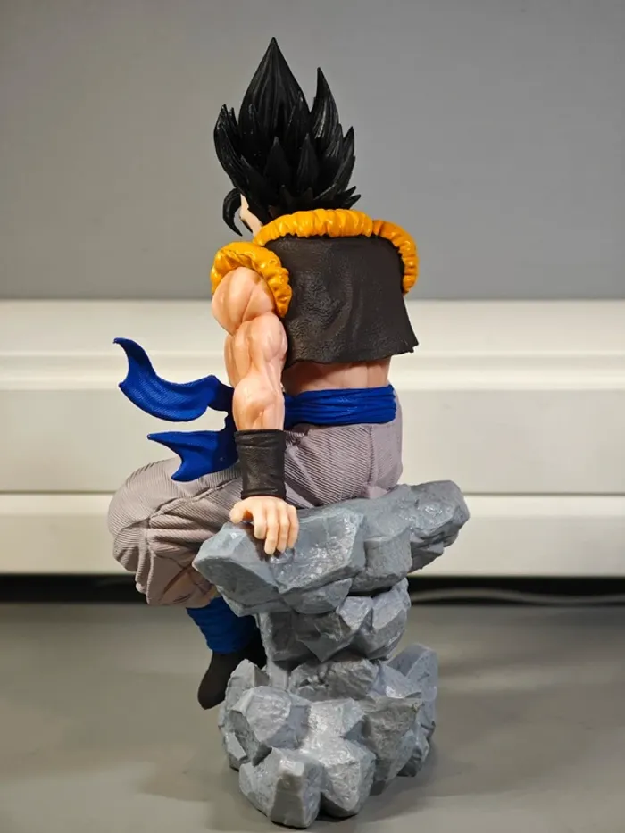 Figurine Dragon Ball : Gogeta 22cm / Neuve/ Trois têtes interchangeables/ Sans boîte - photo numéro 4