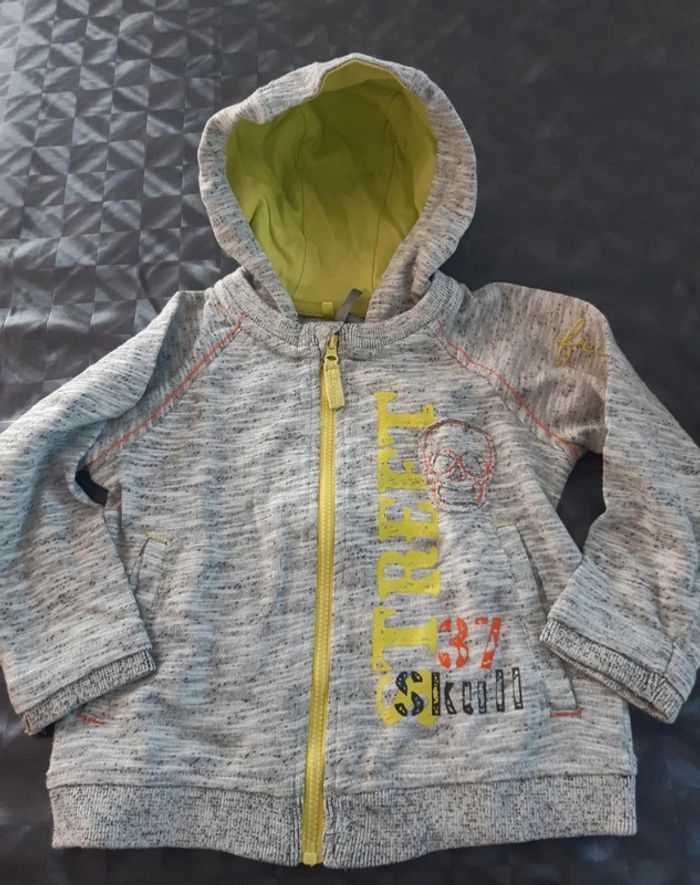 Vestes zippées 24 mois - photo numéro 3