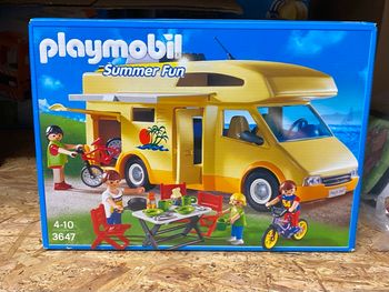 Playmobil 3647 camping car Neuf