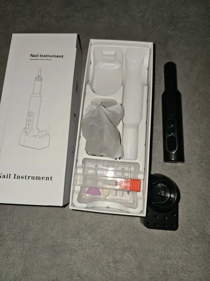 [NEUF] Ponceuse à ongles électrique noire - photo numéro 3