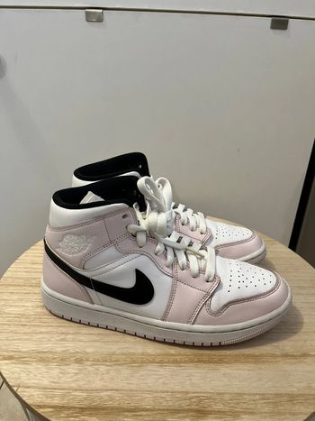 Jordan 1 mid barely rose
