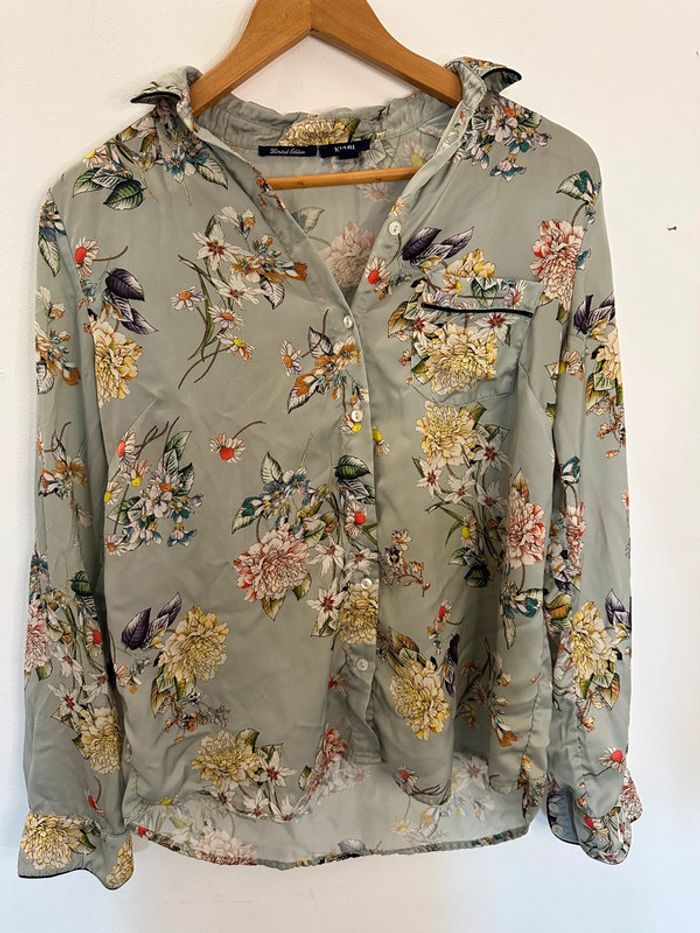 Blouse fleurie édition limitée Kiabi taille M peu porté - photo numéro 5