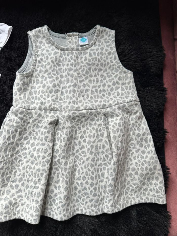 Lot de vêtements bébé fille 9 mois - photo numéro 2