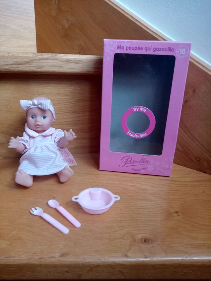 Ma poupée qui gazouille Petitcollin