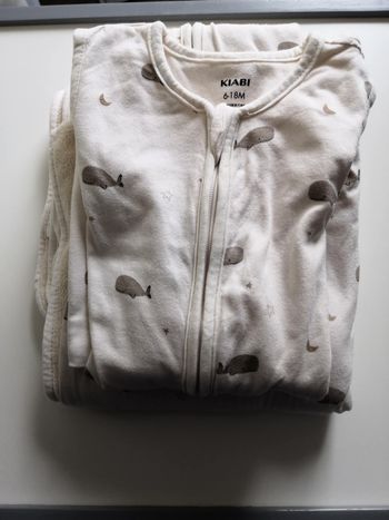 Lot gigoteuse légère (6-18 mois) + couverture imprimée avec intérieur polaire (80 x 100 cm) Kiabi