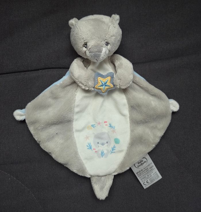 Doudou plat ours avec etoile bleu losange gris et blanc- Mots d'enfants