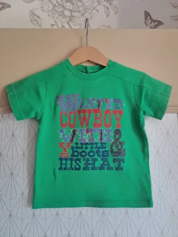 T-shirt garçon vert la compagnie des petits 24 mois comme neuf