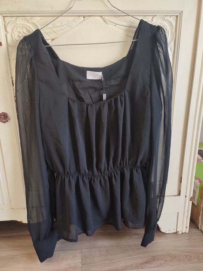 Blouse noire - photo numéro 2