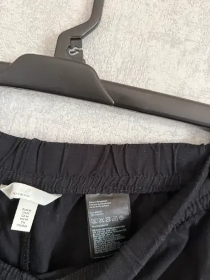 pantalon fluide à jambes larges noir H&M 45% de lin taille M - photo numéro 3