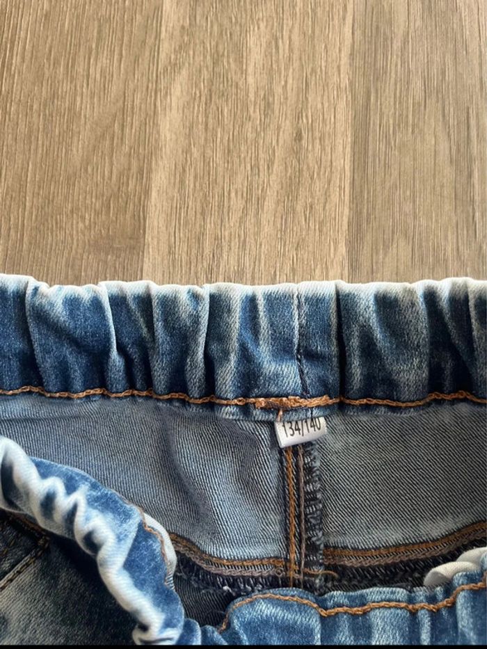 Très beau short taille 10 ans - photo numéro 3