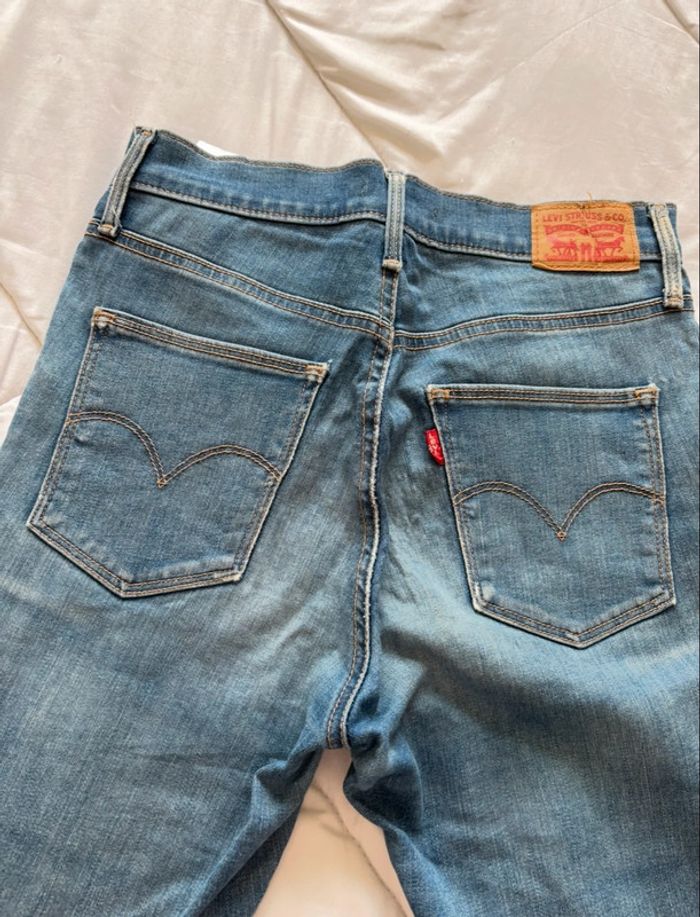 Jean Levi’s slimming skinny slim fit bleu destroy mi taille haute taille M/38 L30 - photo numéro 13