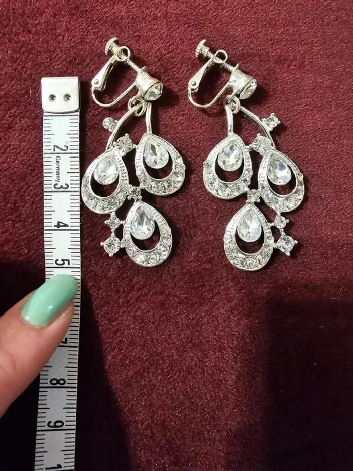 Boucles d'oreilles en cristal autrichien Blanc transparent - photo numéro 2