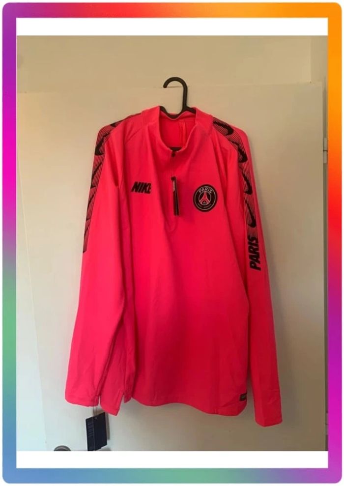 Survêtement rose PSG Paris xxl NEUF jamais porté avec étiquettes - photo numéro 8