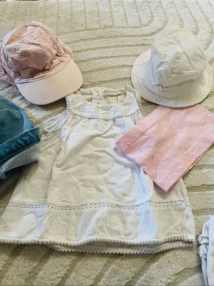 Lot vêtements fille 12/18 mois - photo numéro 5