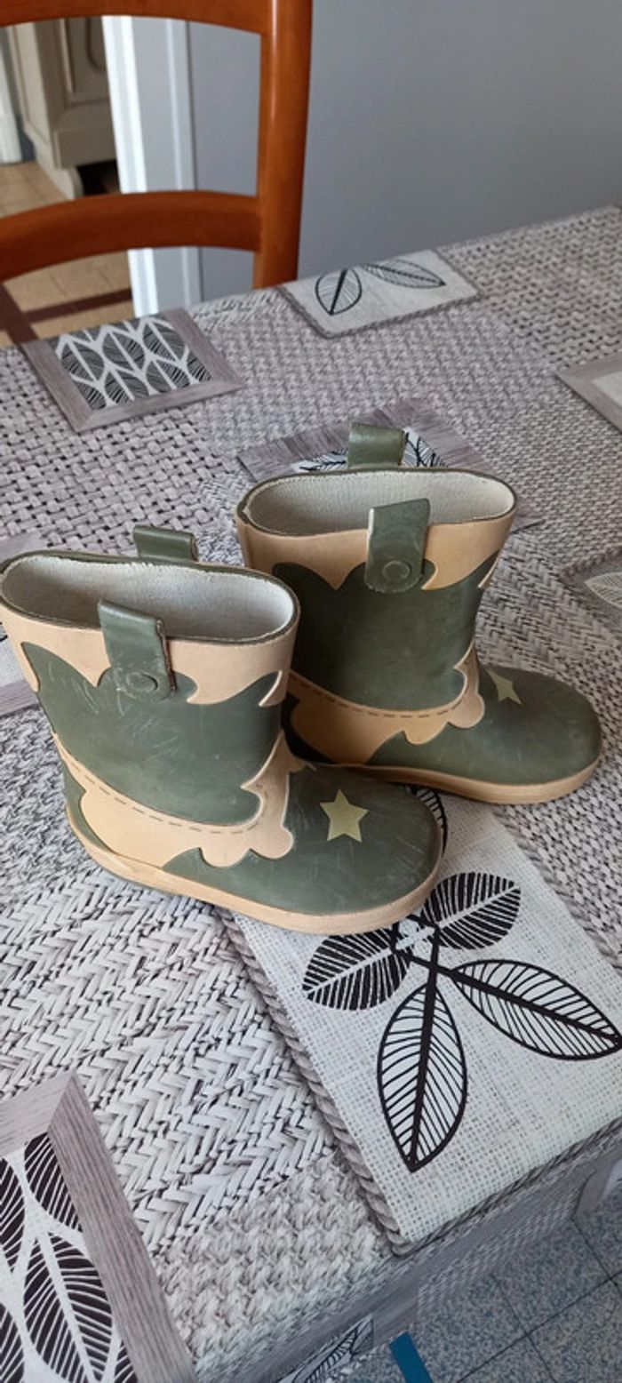 Bottes caoutchouc pointure 22 - photo numéro 2