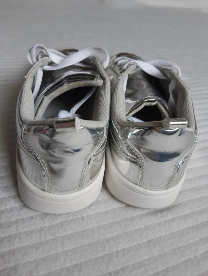 Baskets argentées kiabi 38 - photo numéro 5