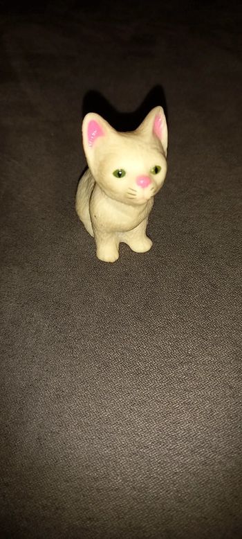 Figurine chat