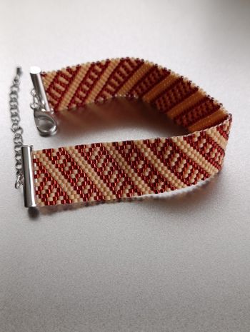 Bracelet femme fait main en tissage de perles miyuki beige et rouge