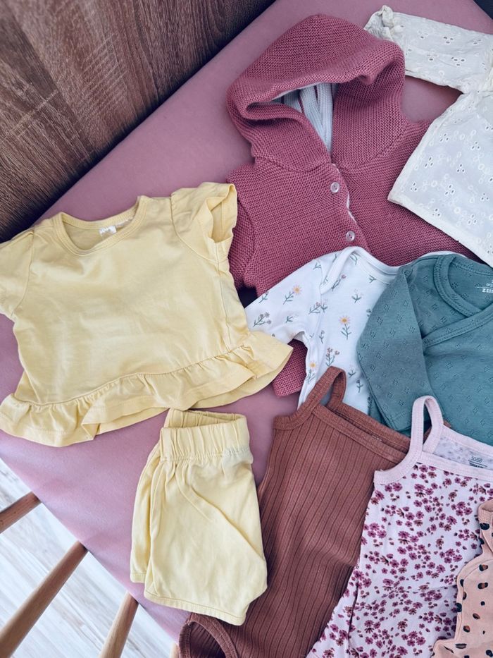 Lot bébé fille - photo numéro 2