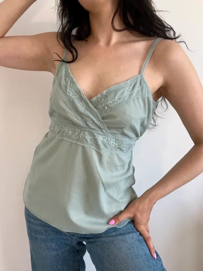 Haut bleu pastel à perles y2k taille XL 🦋 - photo numéro 2